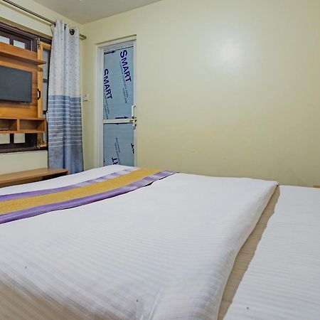 Oyo 821 Hotel Gauri Kathmandu Esterno foto