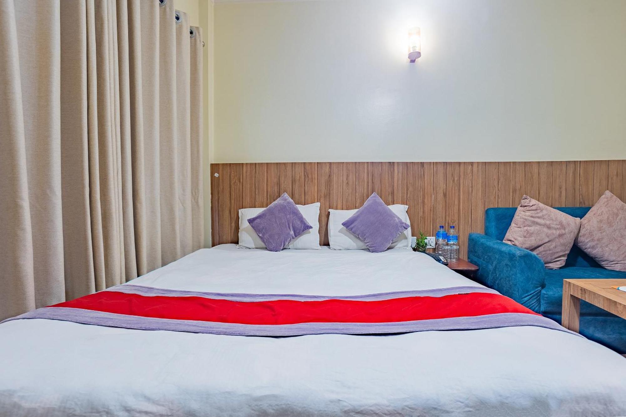Oyo 821 Hotel Gauri Kathmandu Esterno foto