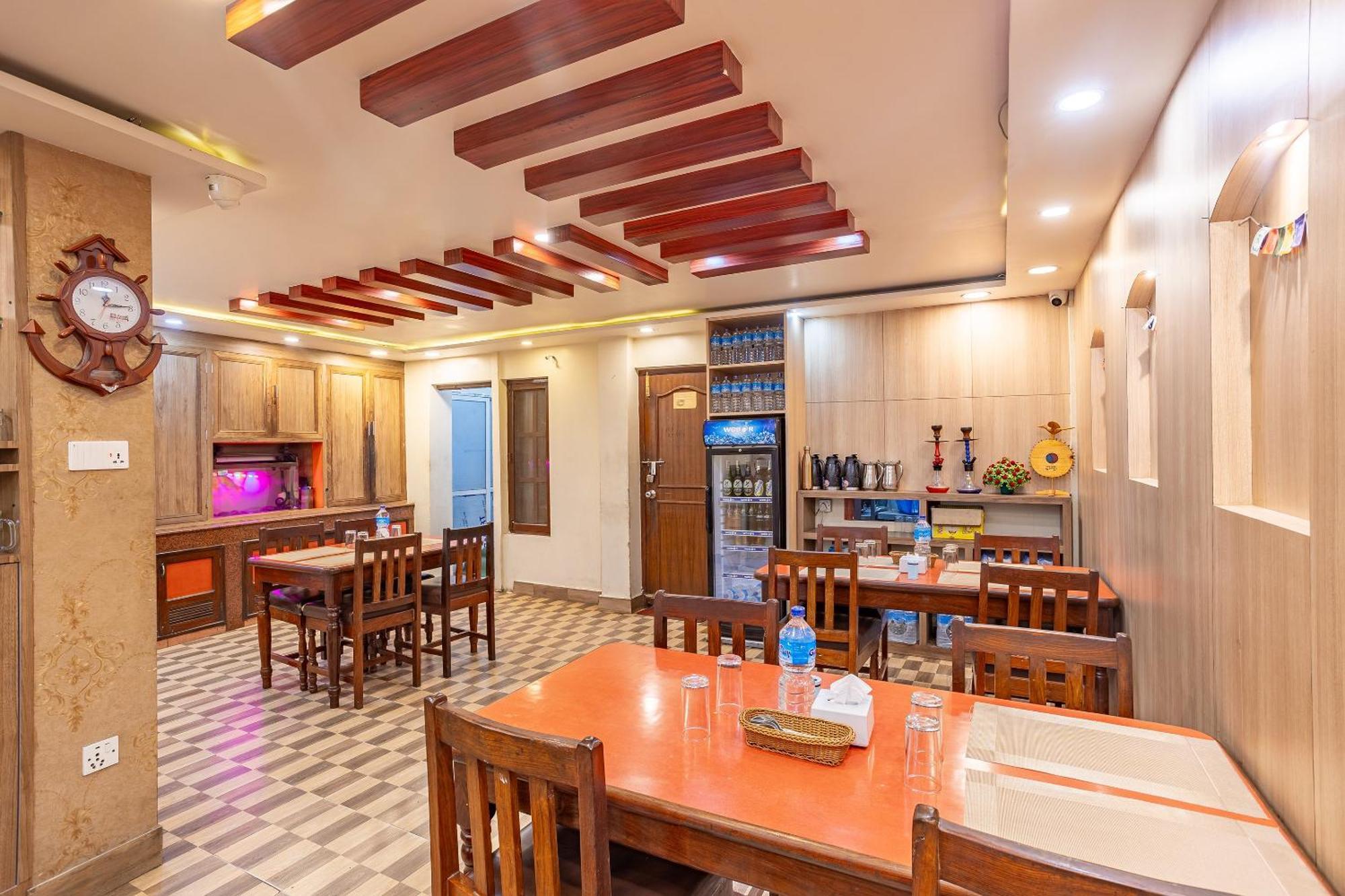 Oyo 821 Hotel Gauri Kathmandu Esterno foto