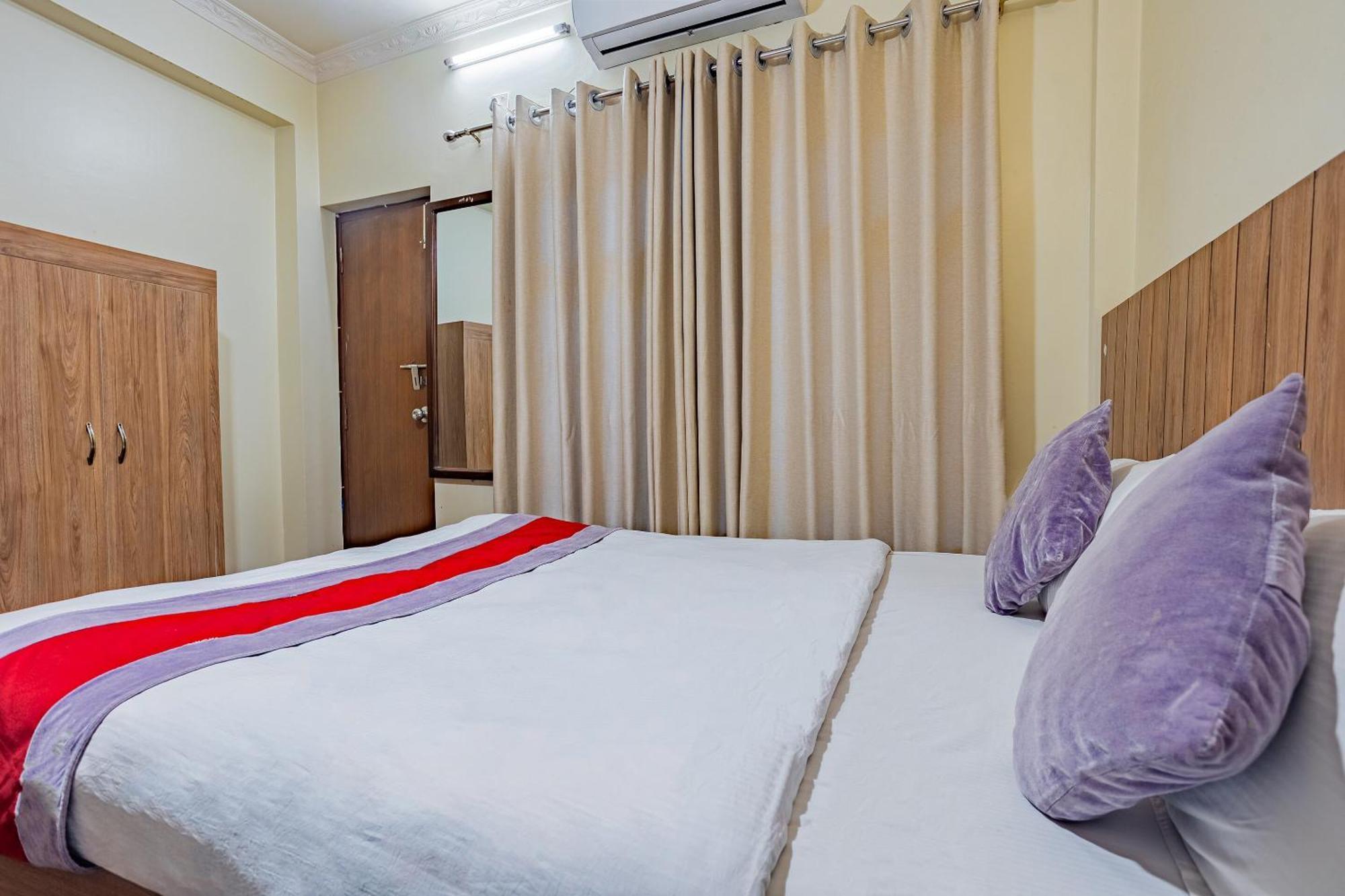 Oyo 821 Hotel Gauri Kathmandu Esterno foto