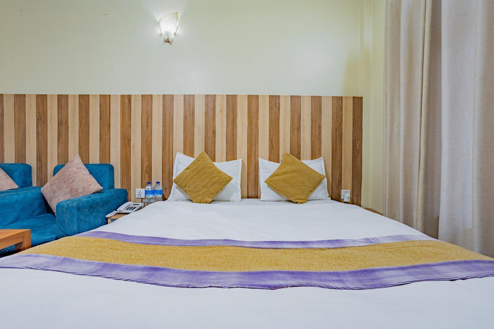 Oyo 821 Hotel Gauri Kathmandu Esterno foto